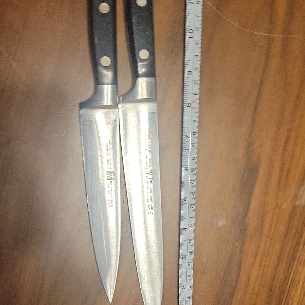 Stainless Steel Kitchen Zwilling Knife Set with Black Handles